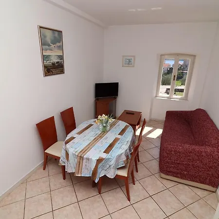 Lepur - Two-bedroom With Terrace * Slano