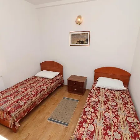 Lepur - Two-bedroom With Terrace * Slano