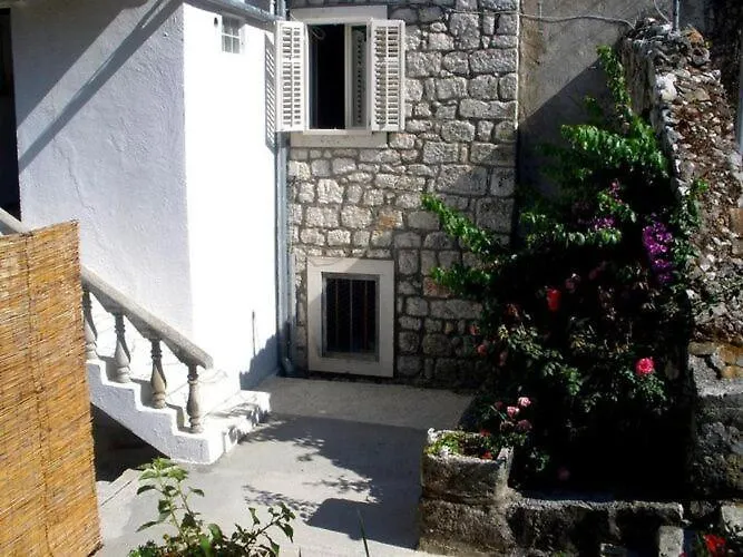 شقة Lepur - Two-bedroom With Terrace *