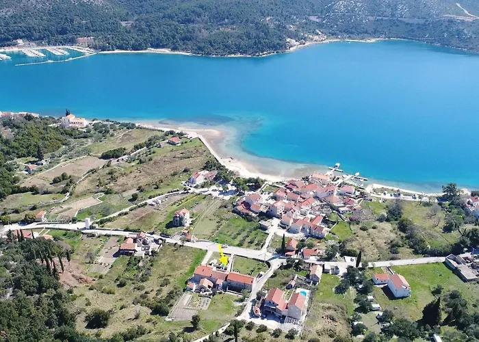 Lepur - Two-bedroom With Terrace شقة سلانو