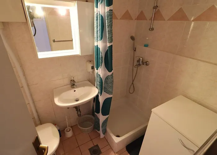 Lepur - Two-bedroom With Terrace شقة سلانو